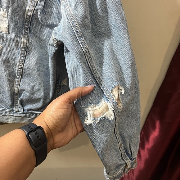 American Eagle Denim Jacket. Size XXS extra extra small. Excellent Condition! - Picture 9 of 11